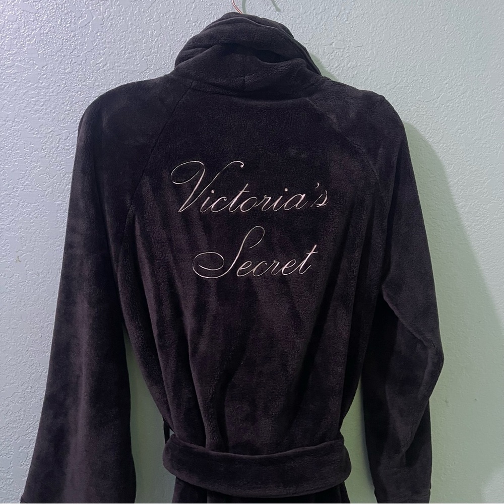 Victoria's Secret Black Satin Robe - Picture 3 of 4